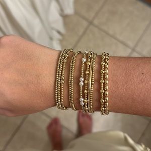 11 eNewton bracelets